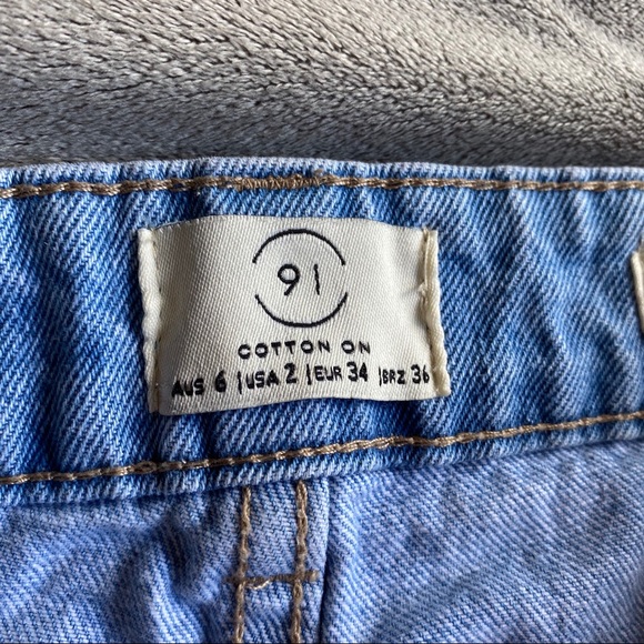 **SOLD** Cotton On Mom Jeans (Size 2) - Picture 6 of 8